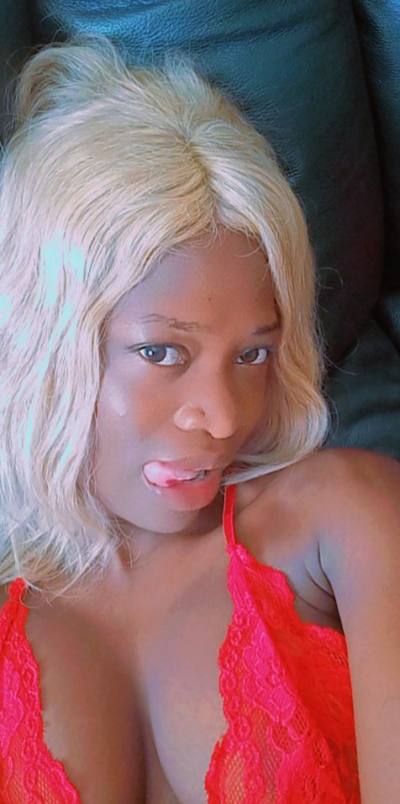 Larissa  33 ans Yaoundé 4  Cameroun