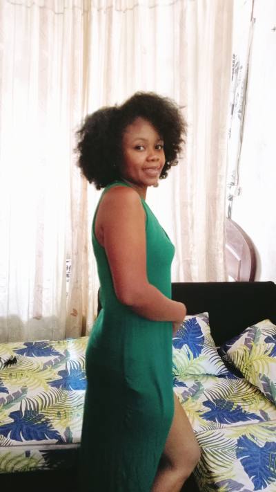 Clara 34 ans Toamasina Madagascar