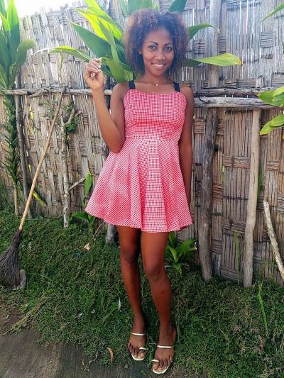 Lucia 24 ans Sambava Madagascar