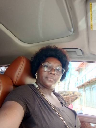 Marie 49 Jahre Yaoundé Kamerun