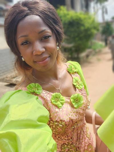 Audrey 27 ans Yaoundé Cameroun
