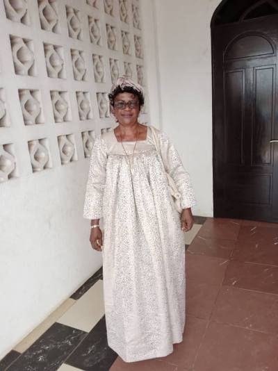 Ruth 60 years Edea  Cameroon