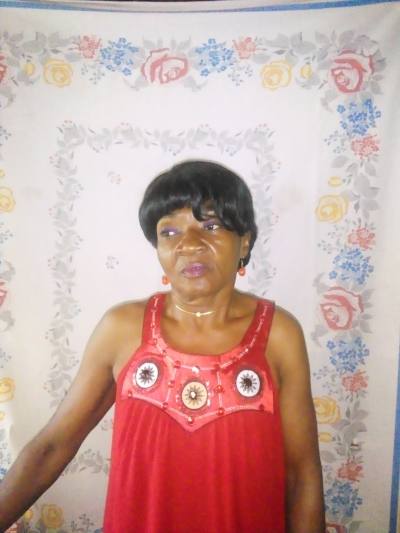 Florence 54 ans Douala 1er Cameroun