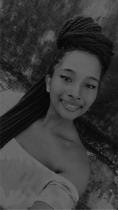 Francia 23 ans Tamatave Madagascar