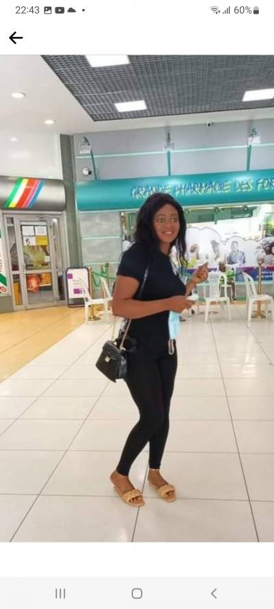 Alicia 33 ans Libreville  Gabon