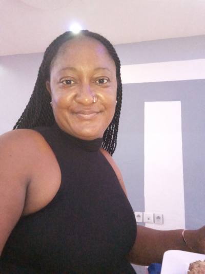 Christelle 32 ans Centre Yaoundé  Cameroun