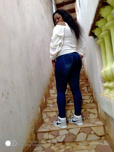 Marthe 34 ans Yaoundé  Cameroun