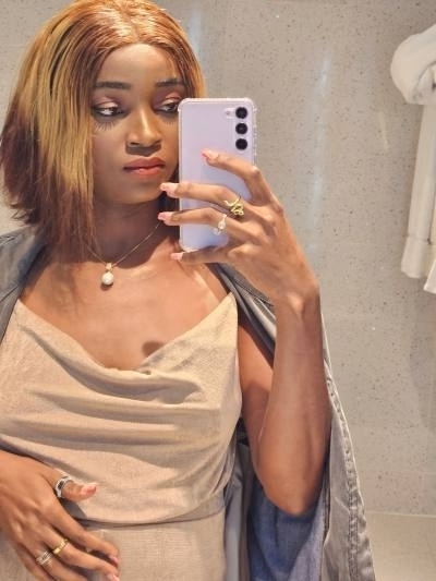 Tyna 27 ans Douala  Cameroun