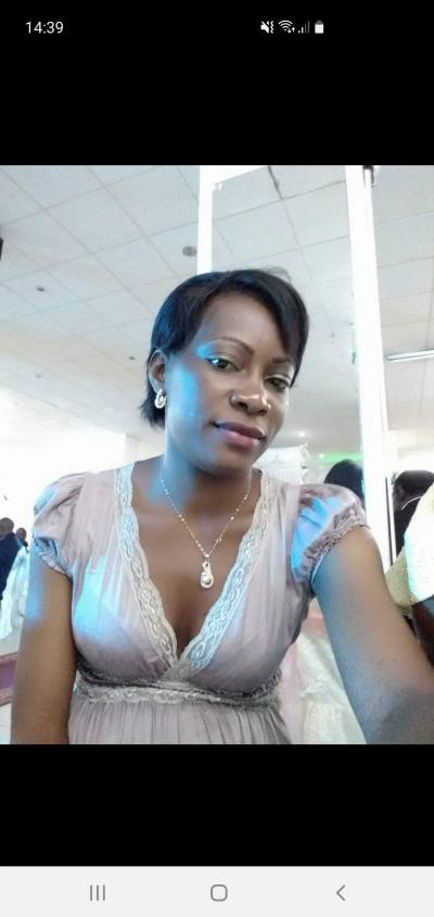 Ida 35 ans Yaoundé  Cameroun