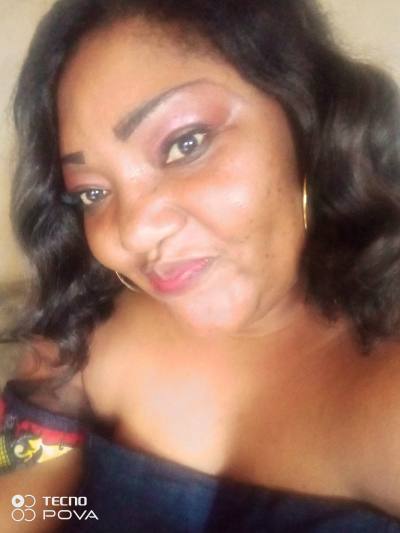 Yvette 47 ans Yaoundé Cameroun