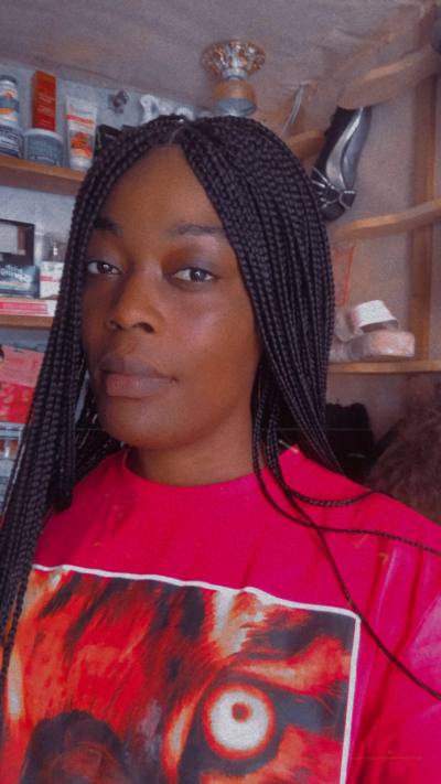 Chistianne 29 ans Yaounde  Cameroun