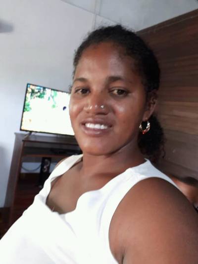 Fabiola 34 years Vohemar Madagascar