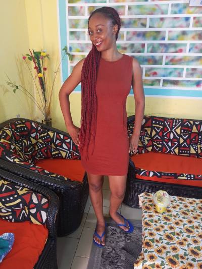 Jocelyne 32 ans Yaoundé  Cameroun