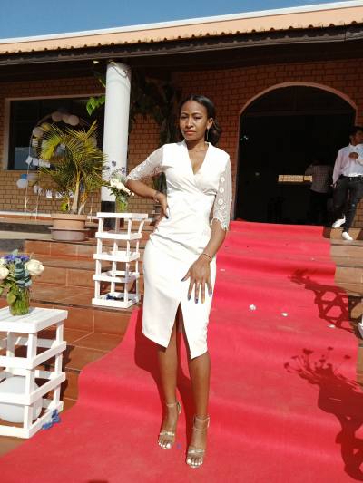 Princia 24 ans Antananarivo  Madagascar