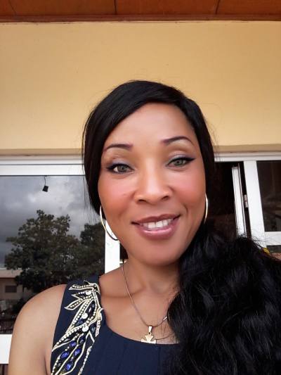 Sharifa 46 ans Yaounde  Cameroun