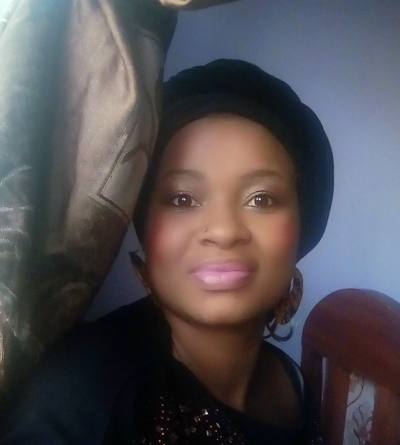 Rosalie 34 ans Yaoundé Cameroun