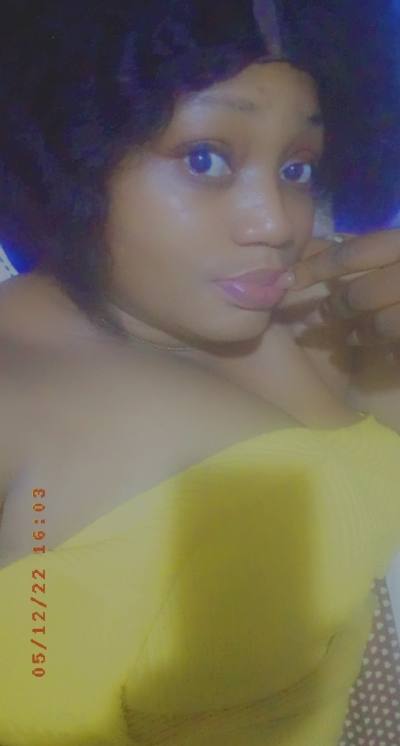 Jeannette 32 ans Yaoundé Cameroun