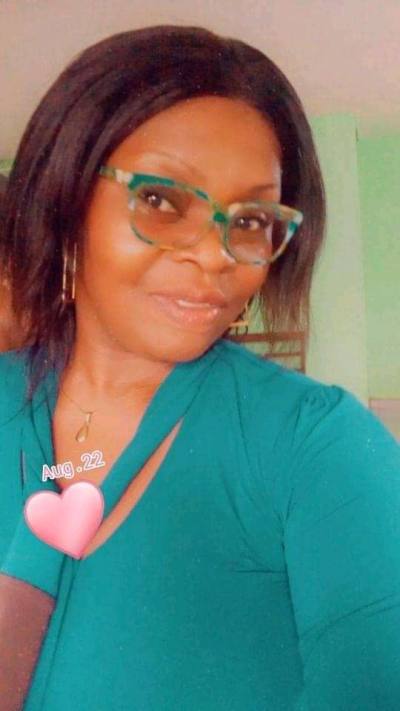 Arlette 38 ans Yaounde Cameroun