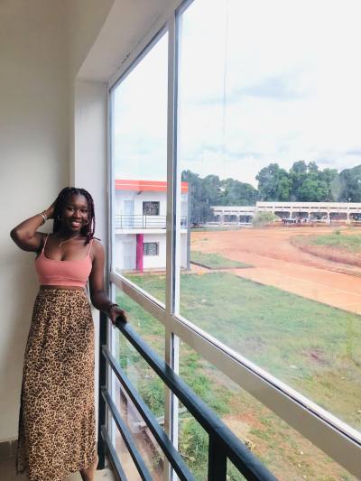 Tess 27 ans Majunga Madagascar