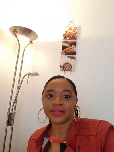 Emilie Site de rencontre femme black Maroc rencontres célibataires 34 ans