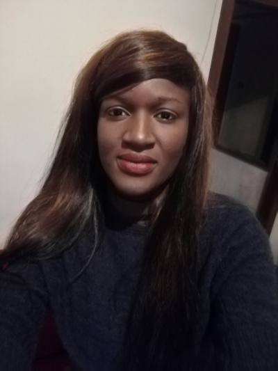 Leïla Site de rencontre femme black Belgique rencontres célibataires 38 ans