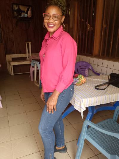 Rosane 45 ans Sangmelima  Cameroun