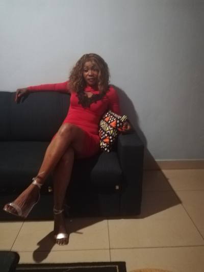 Fraise 36 ans Yaounde Cameroun