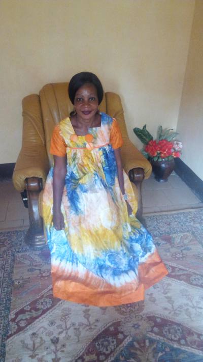 Marie 40 ans Yaoundé Cameroun