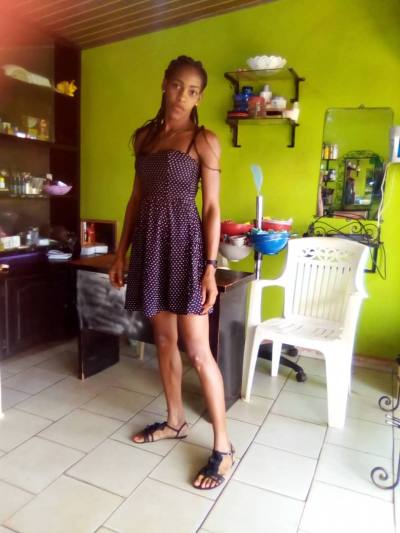 Martine 30 ans Yaounde Cameroun