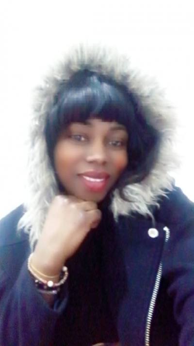 Fraise Site de rencontre femme black Cameroun rencontres célibataires 35 ans