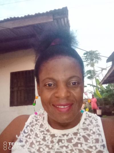 Ange 37 ans Douala 3éme Cameroun
