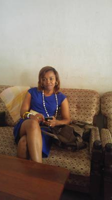 Cristal 43 ans Douala  Cameroun