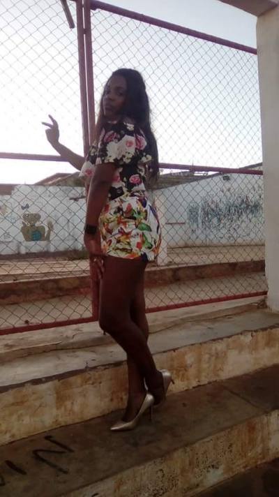 Sisca Site de rencontre femme black Madagascar rencontres célibataires 27 ans