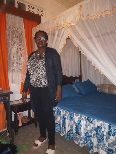 Murielle 55 ans Toamasina Madagascar
