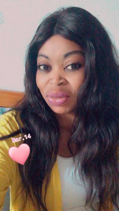 Manuelle 37 ans Douala Cameroun