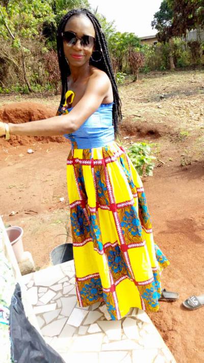 Marie Noel 42 ans Yaoundé Cameroun