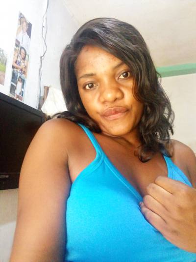 Anne  36 ans Mfoundi  Cameroun