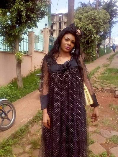 Jessica 33 ans Yaoundé 4 Cameroun
