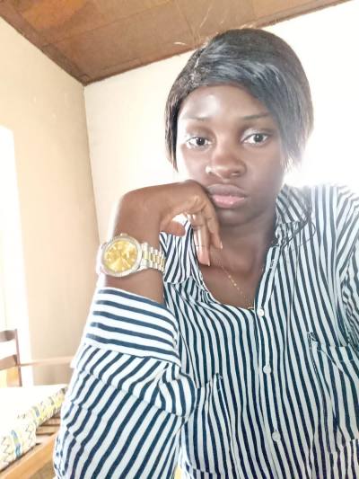 Anita 32 ans Yaounde Cameroun