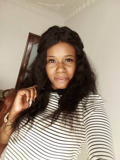 Cathie 31 Jahre Brazzaville Kongo