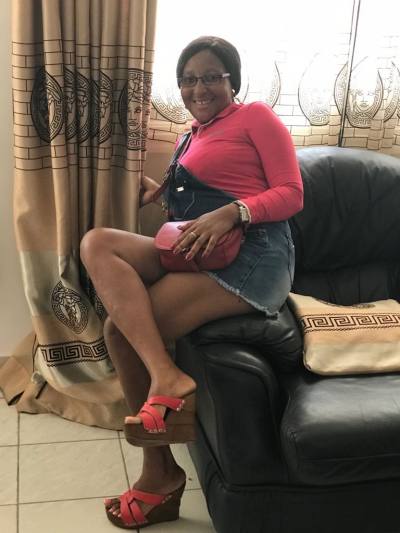 Vero 44 ans Yaoundé Cameroun