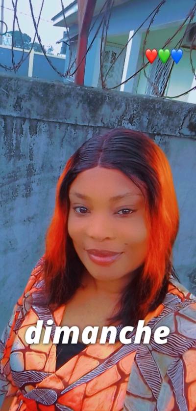 Sarah 27 ans Pointe Noire  Congo