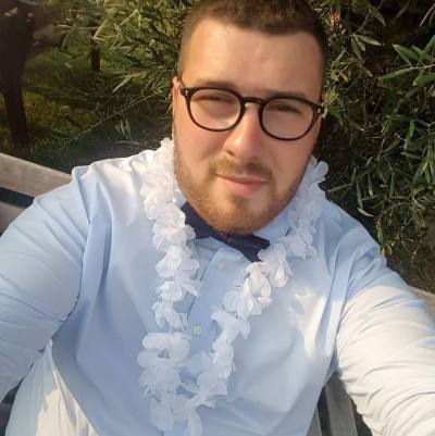 Max 28 ans Rodez France