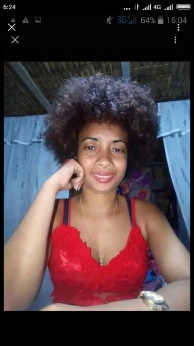 Melinda 37 ans Tamatave Madagascar