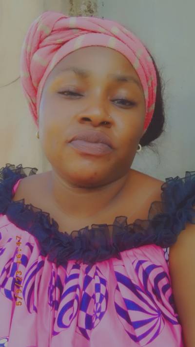 Amanda 29 ans Centre  Cameroun