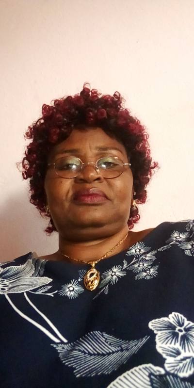Marie 55 ans Yaoundé 4e Cameroun