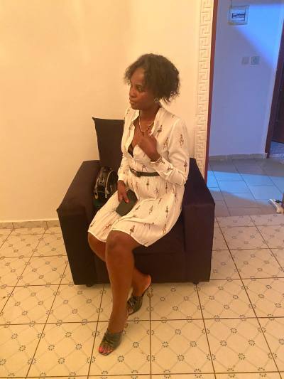 Anita 32 ans Yaounde Cameroun
