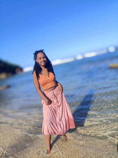 Christelle 24 ans Fort Dauphin Madagascar