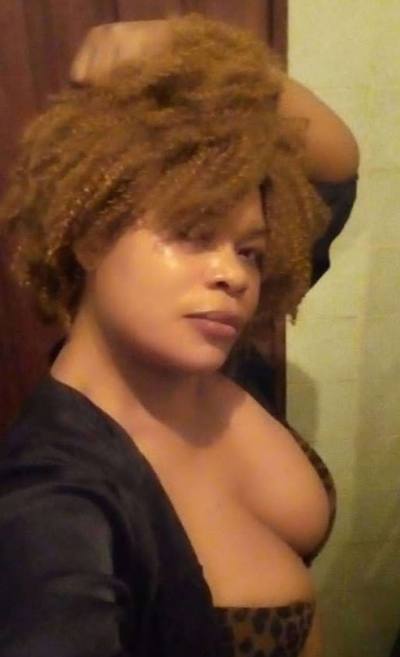 Lucie 32 ans Yaounde Cameroun