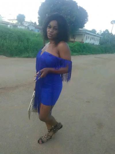 Nathalie 29 ans Commune De Mfou Cameroun